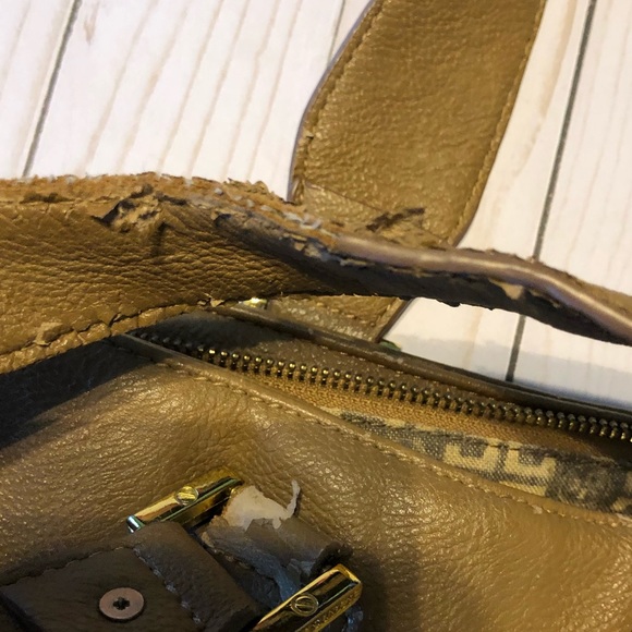 Tory Burch Purse - Picture 12 of 16